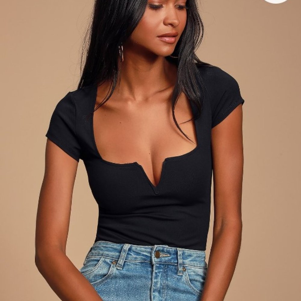Lulu's Mirabelle Black Notched Bodysuit